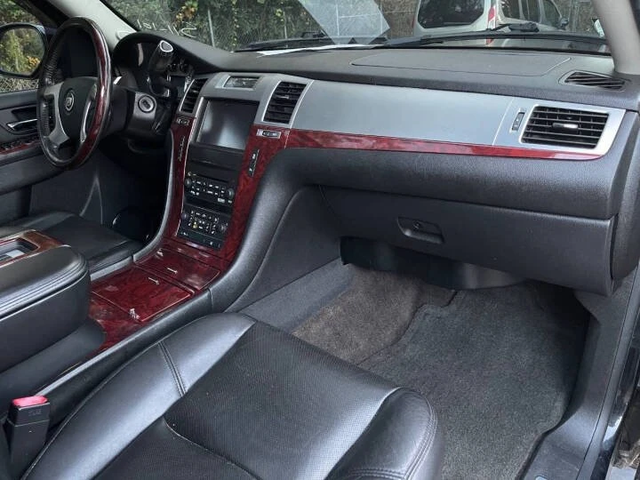 2014 Cadillac Escalade & EXT 3rd Gen - Image 4 of 13