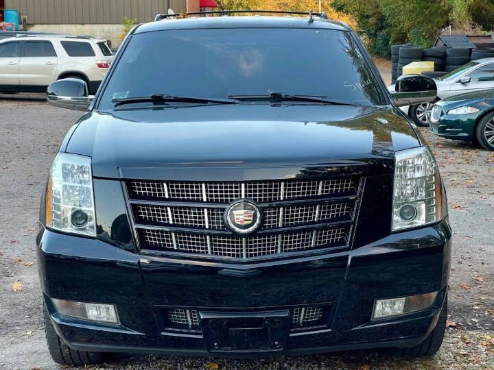 2014 Cadillac Escalade & EXT 3rd Gen - Image 10 of 13
