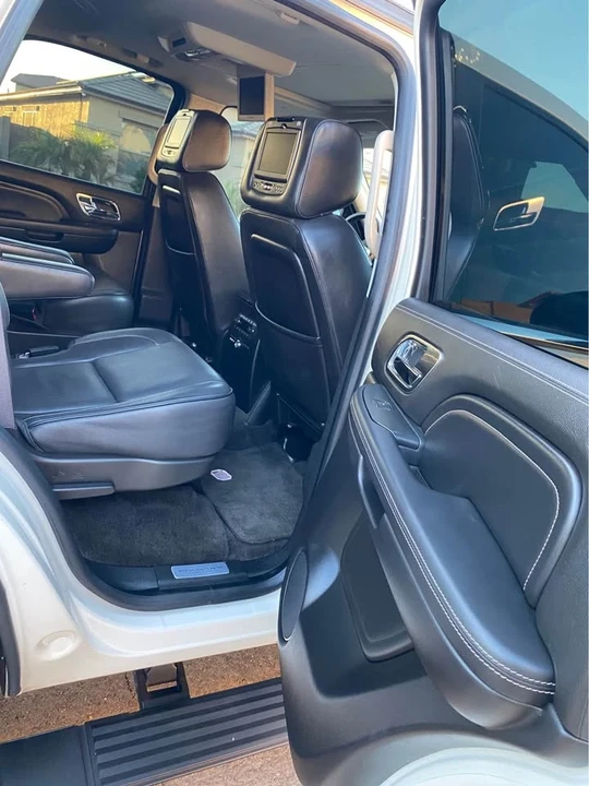 2014 Cadillac Escalade & EXT 3rd Gen - Image 5 of 16