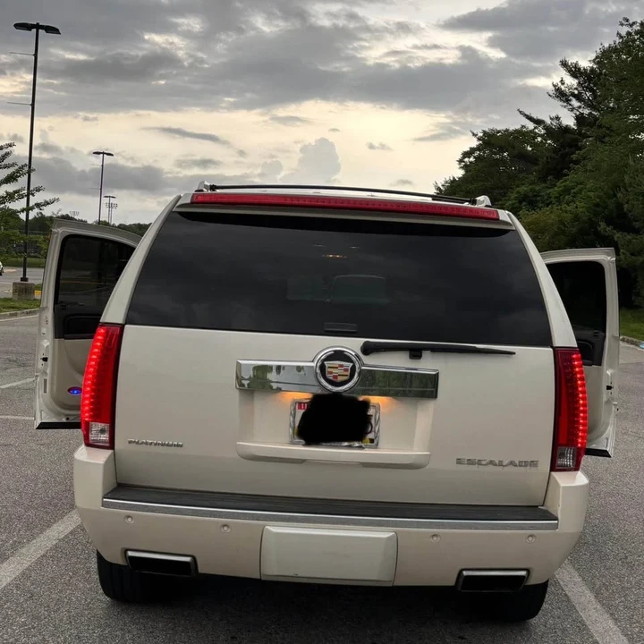 2014 Cadillac Escalade & EXT 3rd Gen - Image 4 of 14