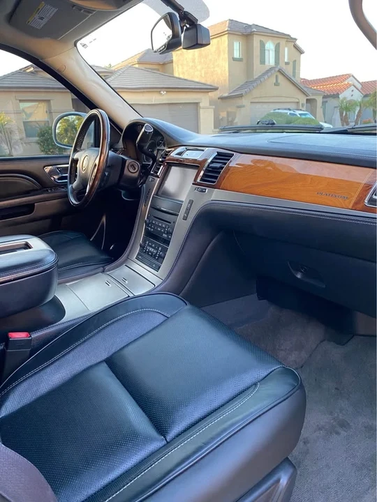 2014 Cadillac Escalade & EXT 3rd Gen - Image 8 of 16