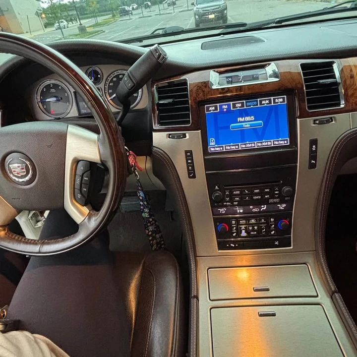 2014 Cadillac Escalade & EXT 3rd Gen - Image 13 of 14