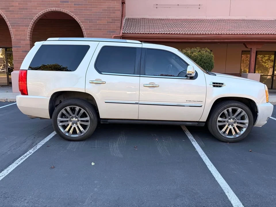2014 Cadillac Escalade & EXT 3rd Gen - Image 4 of 20
