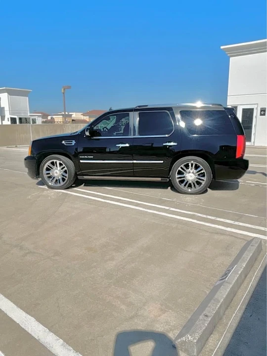 2014 Cadillac Escalade & EXT 3rd Gen - Image 6 of 14