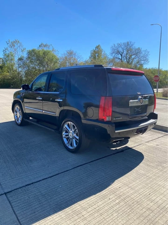2014 Cadillac Escalade & EXT 3rd Gen - Image 4 of 9
