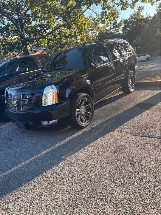2014 Cadillac Escalade & EXT 3rd Gen - Image 6 of 15