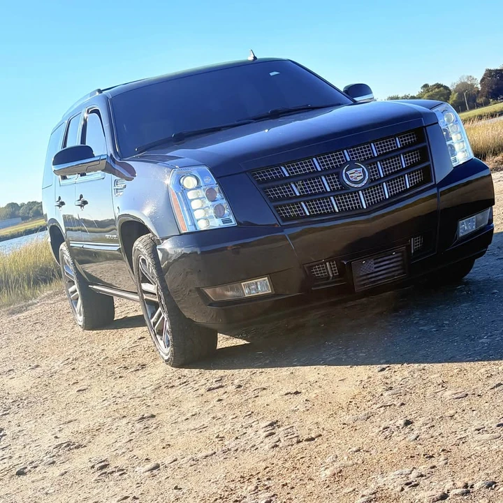 2014 Cadillac Escalade & EXT 3rd Gen - Image 3 of 15