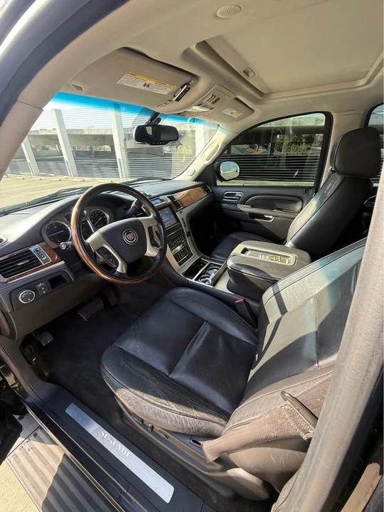 2014 Cadillac Escalade & EXT 3rd Gen - Image 8 of 13