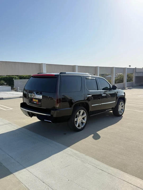 2014 Cadillac Escalade & EXT 3rd Gen - Image 4 of 13