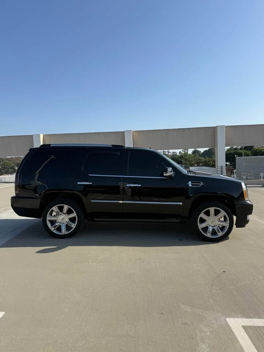 2014 Cadillac Escalade & EXT 3rd Gen - Image 3 of 13