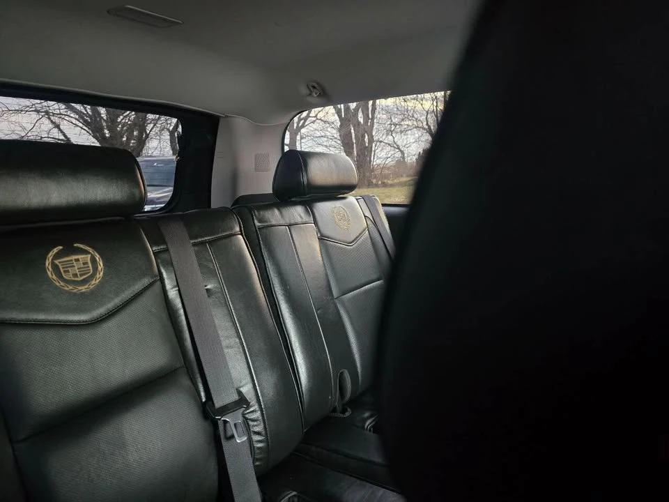 2014 Cadillac Escalade & EXT 3rd Gen - Image 3 of 8