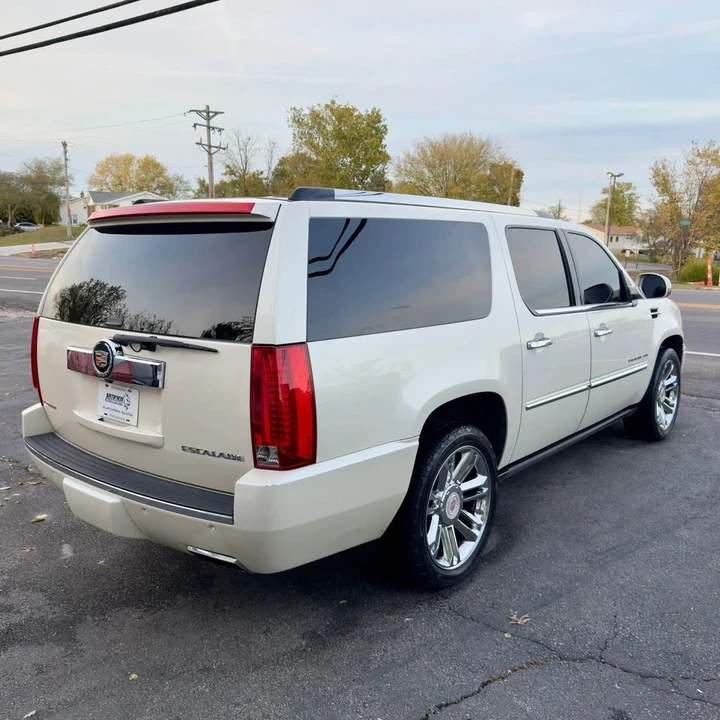 2014 Cadillac Escalade & EXT 3rd Gen - Image 5 of 20