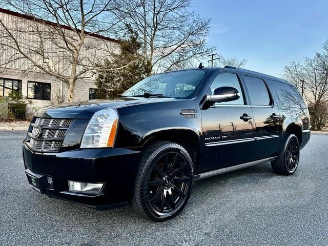 2014 Cadillac Escalade & EXT 3rd Gen - Image 2 of 20