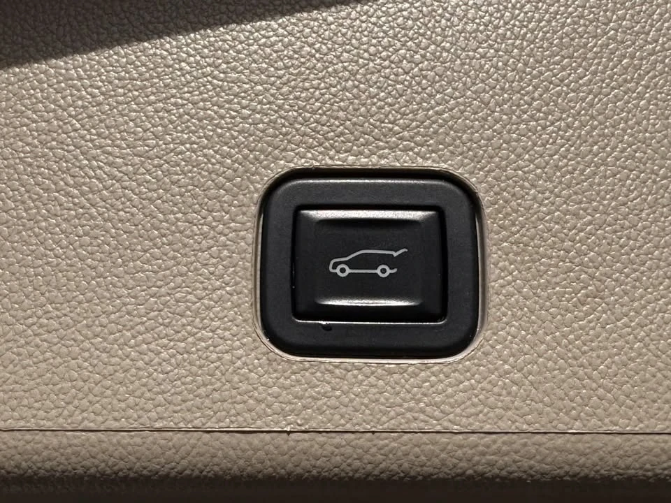2014 Cadillac SRX - Image 13 of 18