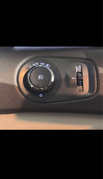 2014 Cadillac SRX - Image 10 of 15