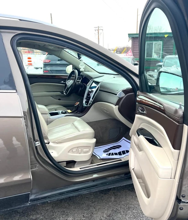 2014 Cadillac SRX - Image 11 of 15