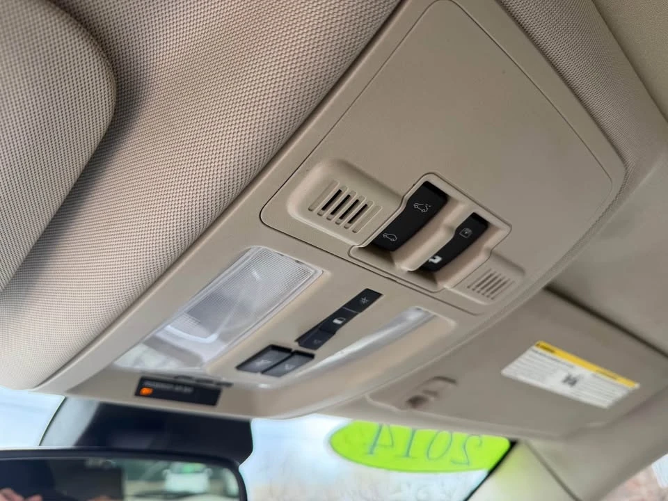 2014 Cadillac SRX - Image 16 of 20