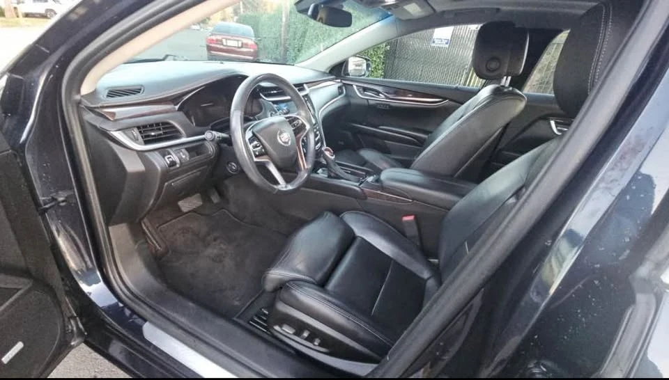 2014 Cadillac STS - Image 10 of 12