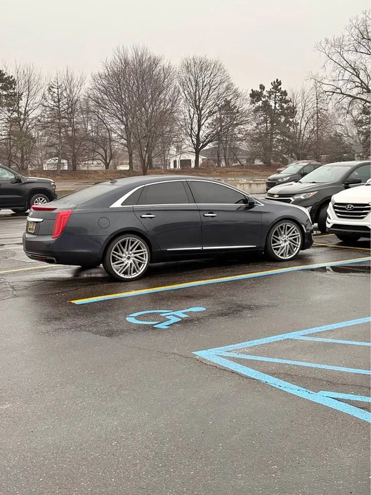 2014 Cadillac XTS - Image 2 of 11