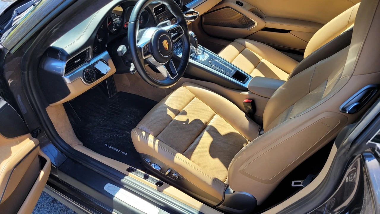 2014 Porsche 991 Carrera 4S - Image 7 of 8