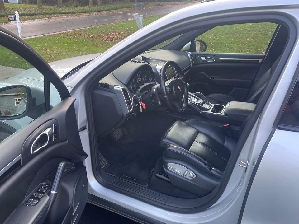2014 Porsche 958 Cayenne Diesel - Image 2 of 22