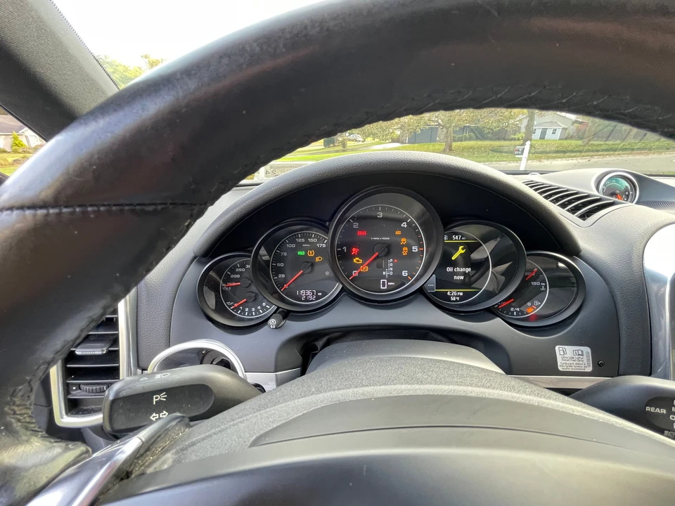 2014 Porsche 958 Cayenne Diesel - Image 8 of 22
