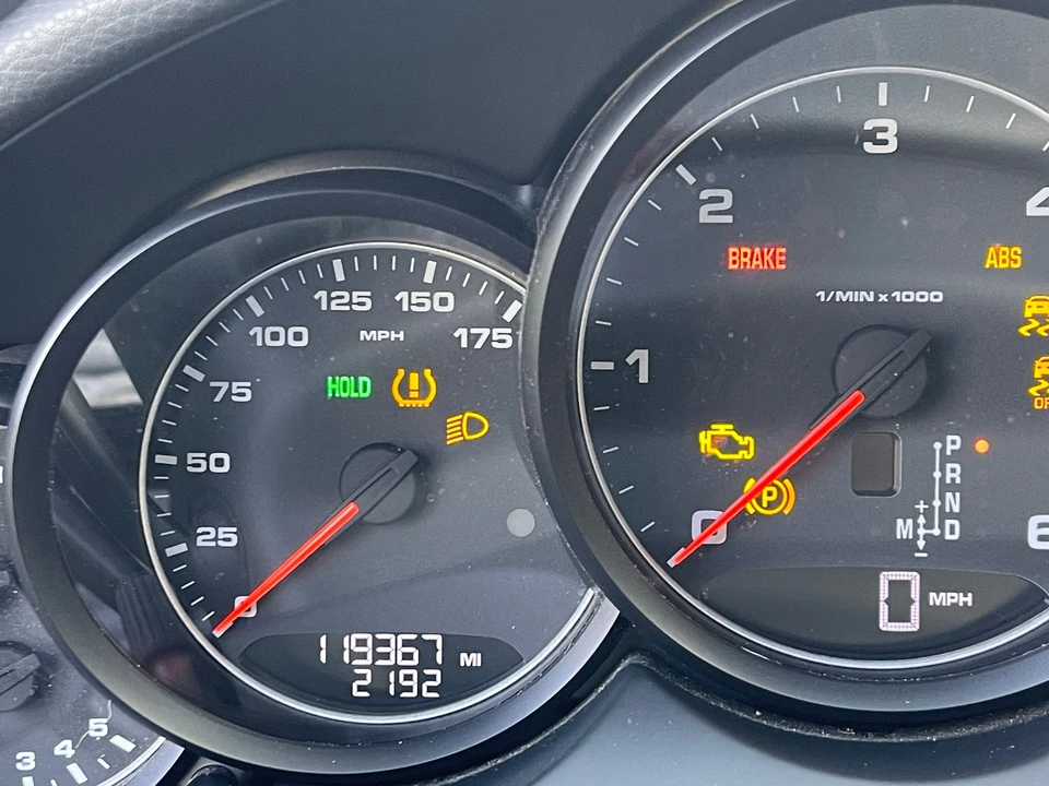 2014 Porsche 958 Cayenne Diesel - Image 11 of 22