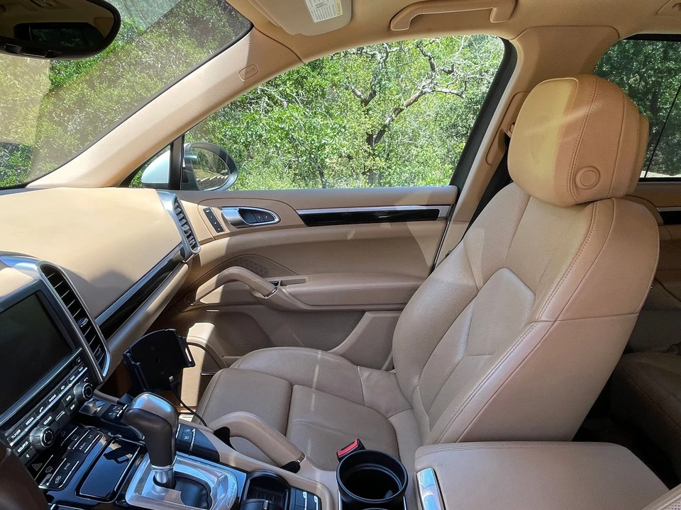 2014 Porsche 958 Cayenne Diesel - Image 7 of 17