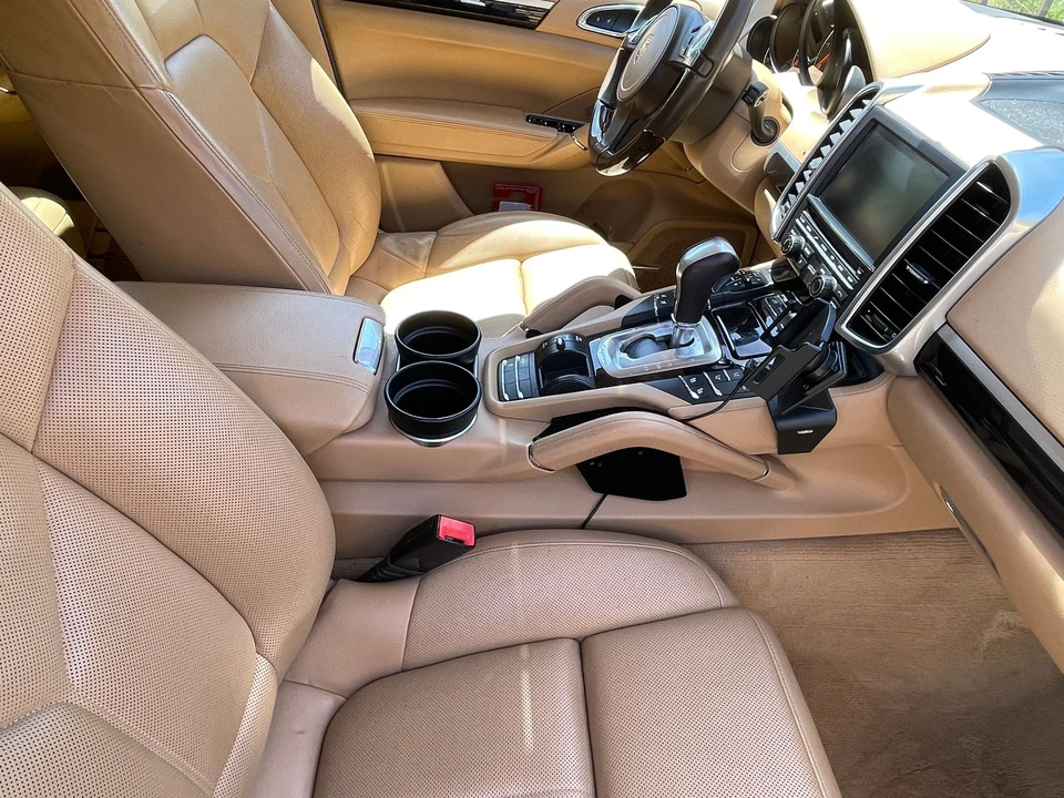 2014 Porsche 958 Cayenne Diesel - Image 8 of 17