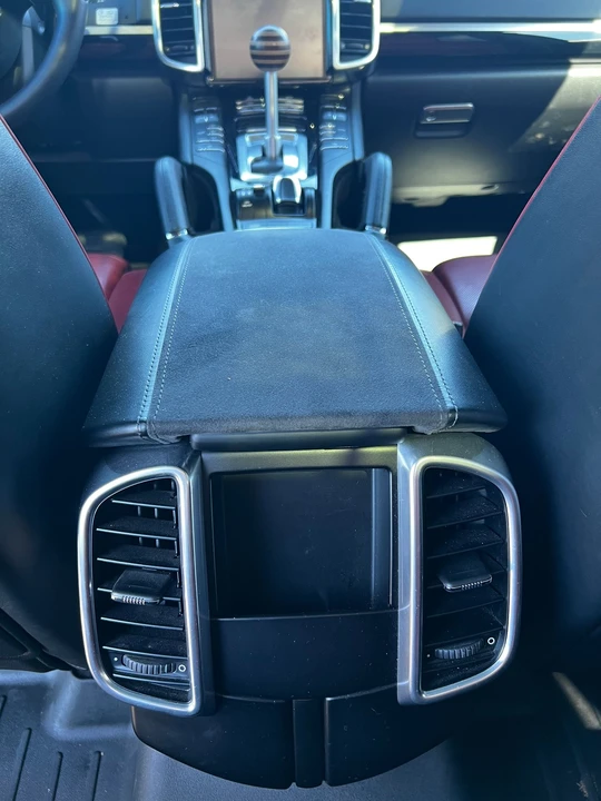 2014 Porsche 958 Cayenne Diesel - Image 26 of 31