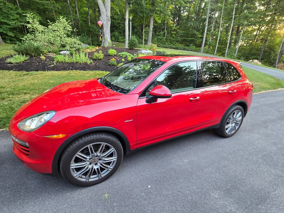 2014 Porsche 958 Cayenne Diesel - Image 4 of 9