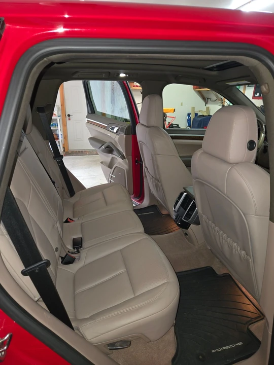 2014 Porsche 958 Cayenne Diesel - Image 9 of 9