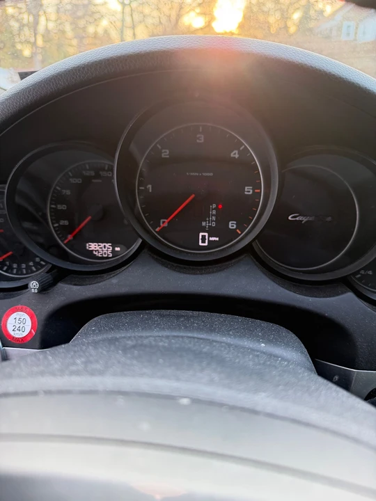 2014 Porsche 958 Cayenne Diesel - Image 9 of 22