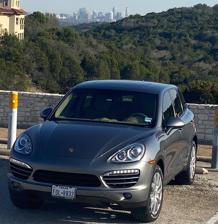 2014 Porsche 958 Cayenne Diesel - Image 2 of 10