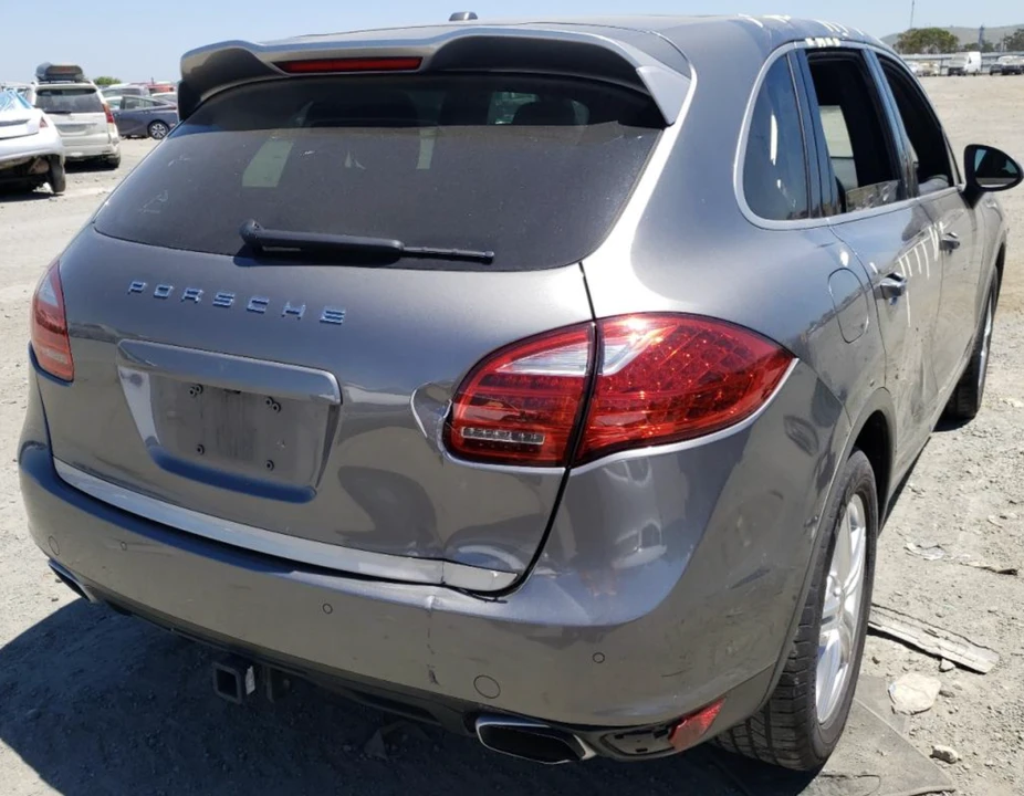 2014 Porsche 958 Cayenne Diesel - Image 12 of 13