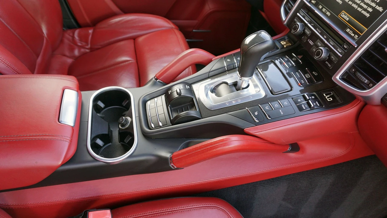 2014 Porsche 958 Cayenne Diesel - Image 27 of 31