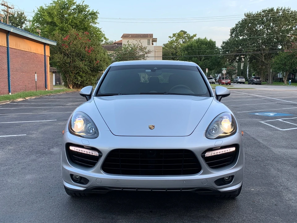 2014 Porsche 958 Cayenne GTS - Image 3 of 24