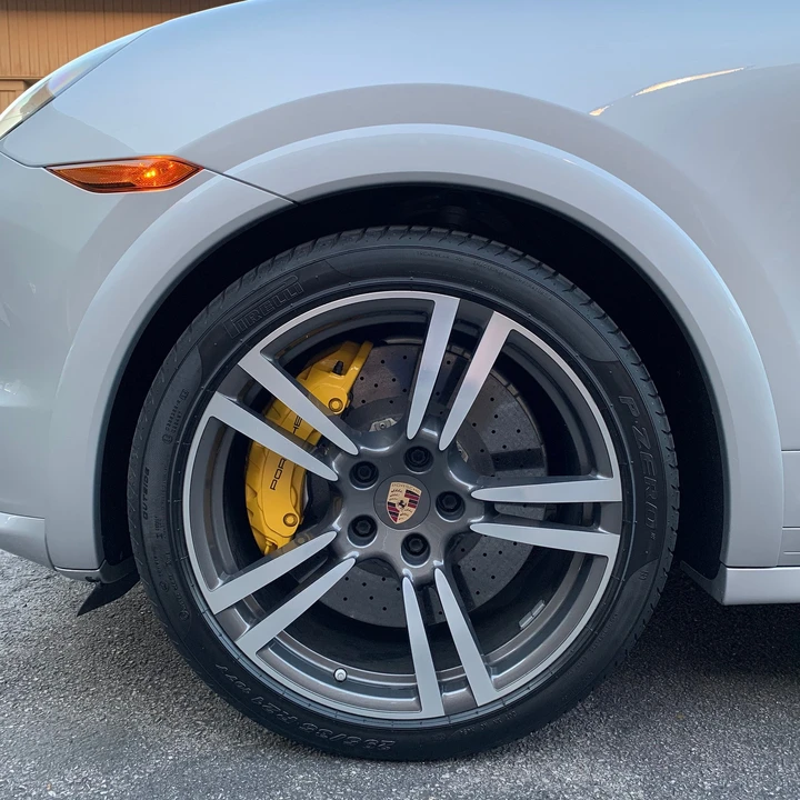 2014 Porsche 958 Cayenne GTS - Image 9 of 24