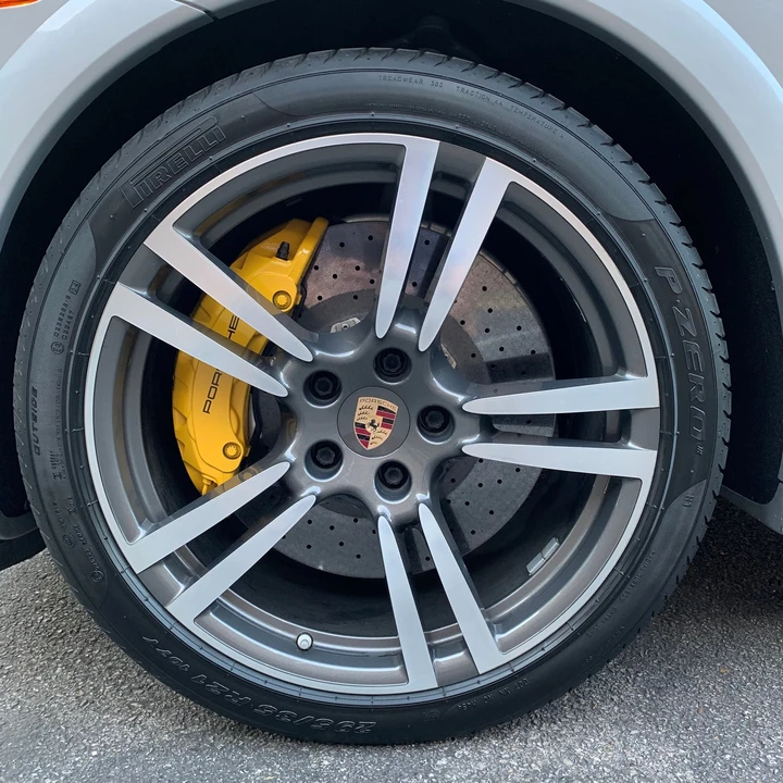2014 Porsche 958 Cayenne GTS - Image 10 of 24