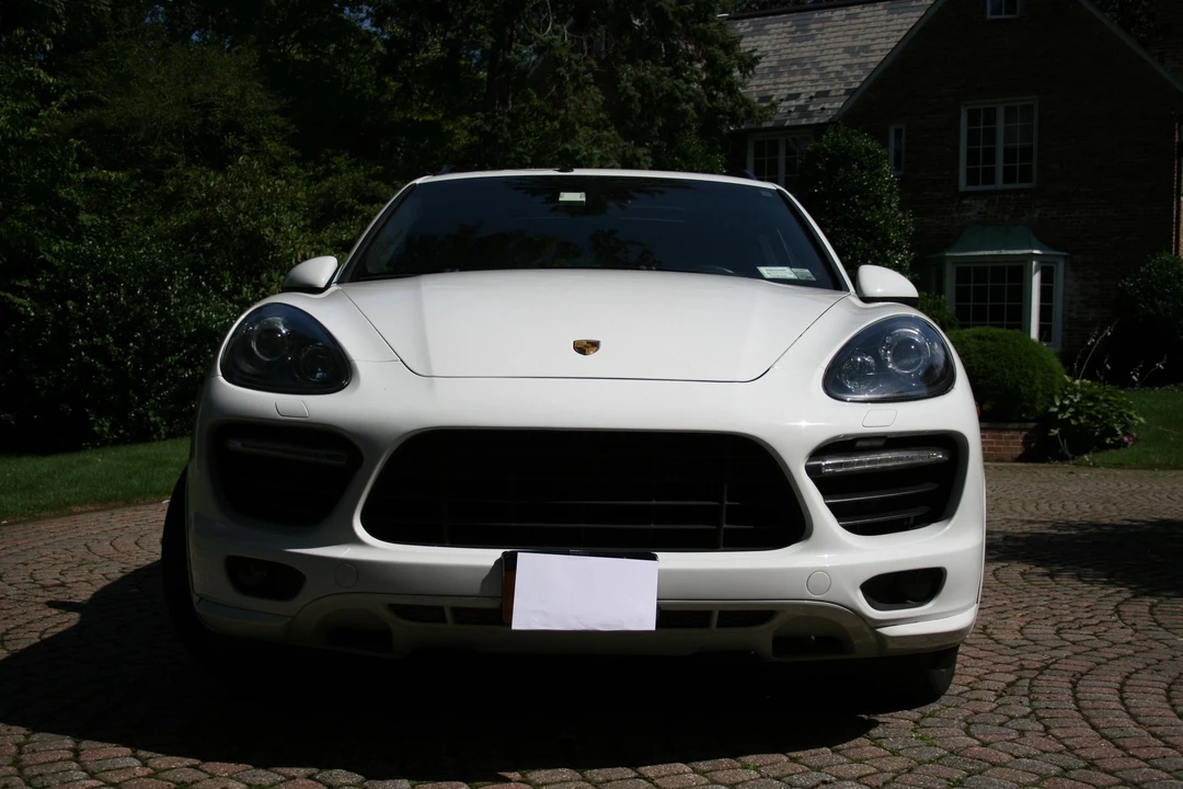 2014 Porsche 958 Cayenne GTS - Image 4 of 20