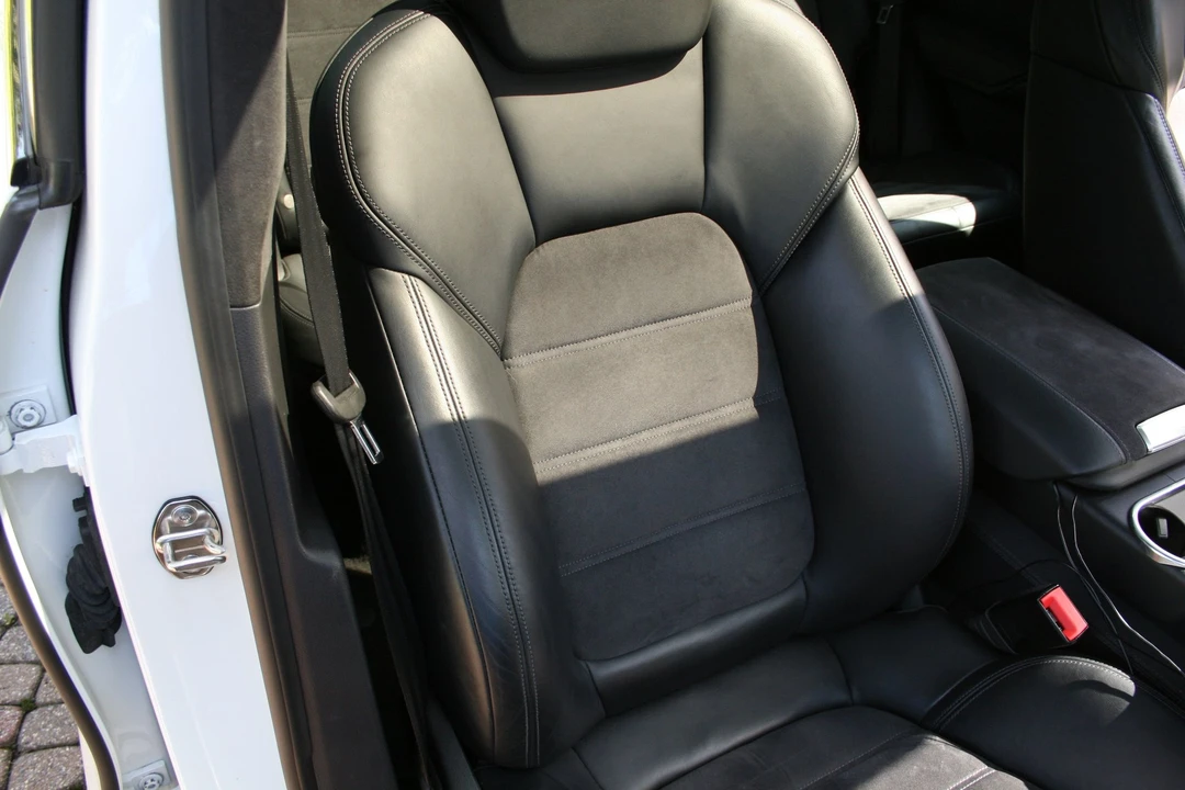 2014 Porsche 958 Cayenne GTS - Image 14 of 20