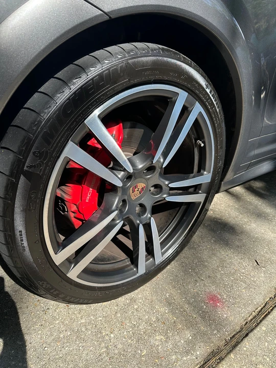 2014 Porsche 958 Cayenne GTS - Image 7 of 26