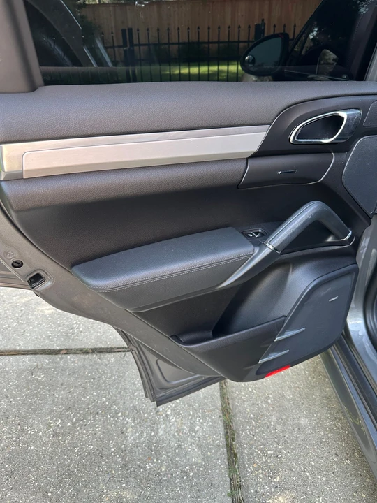 2014 Porsche 958 Cayenne GTS - Image 24 of 26