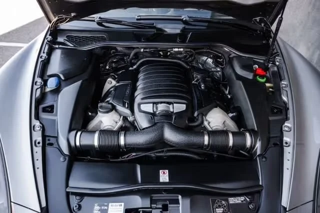 2014 Porsche 958 Cayenne GTS - Image 5 of 26