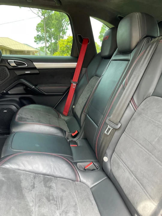 2014 Porsche 958 Cayenne GTS - Image 12 of 23