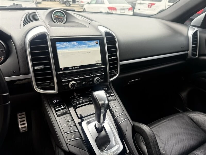 2014 Porsche 958 Cayenne S - Image 11 of 21