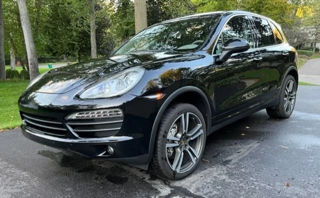 2014 Porsche 958 Cayenne S - Image 2 of 16