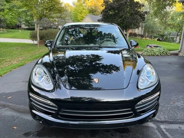2014 Porsche 958 Cayenne S - Image 9 of 16