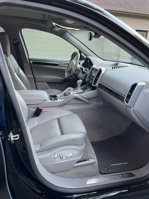 2014 Porsche 958 Cayenne S - Image 16 of 16