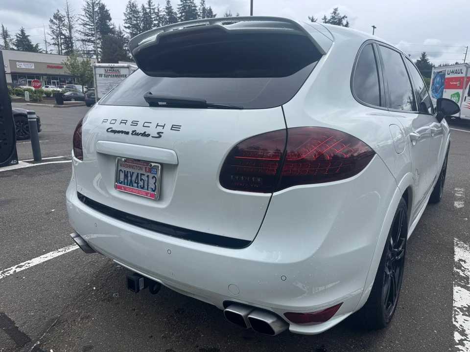 2014 Porsche 958 Cayenne Turbo S - Image 4 of 13